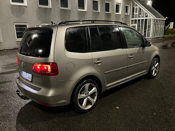 Volkswagen Touran 2014 photo 5