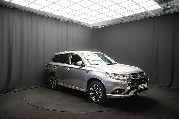 Mitsubishi Outlander 2018 photo 5