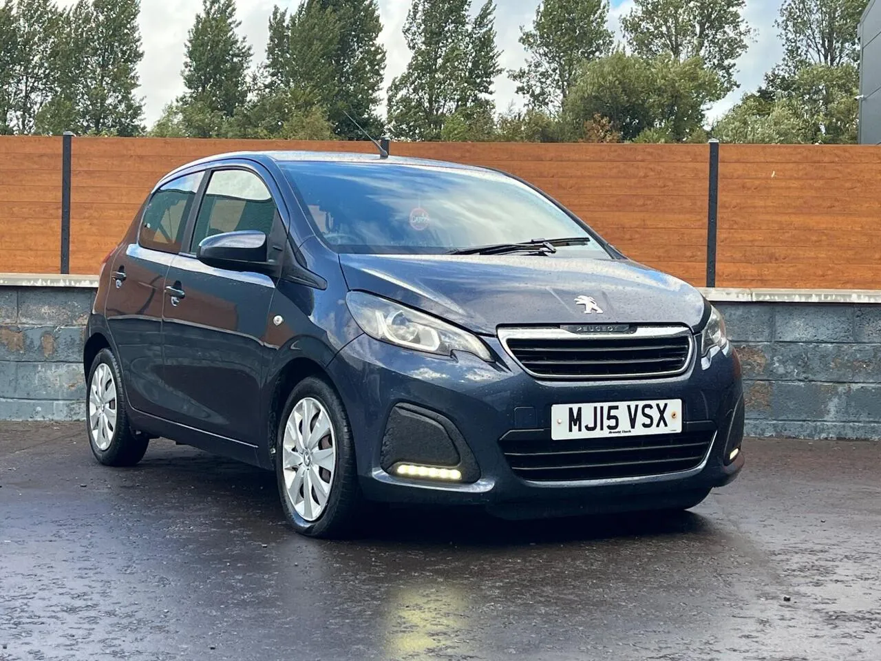 Peugeot 108 2015 photo 3