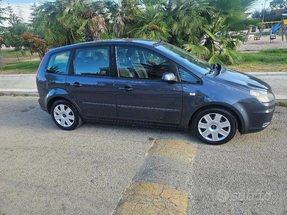 Ford Focus 2008 photo 4