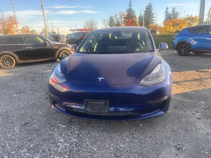 Tesla Model 3 2022 photo 5