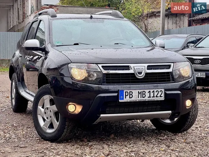 Dacia Duster 2010 photo 2