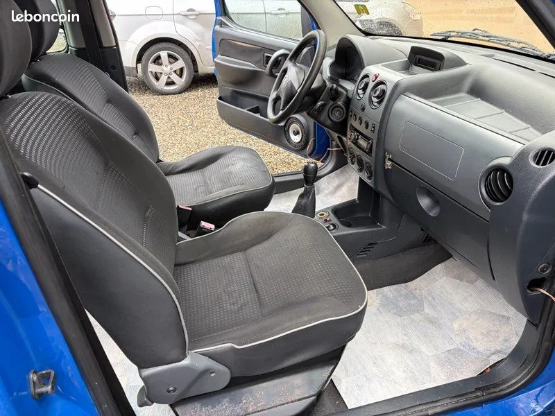 Peugeot Partner 2010 photo 5