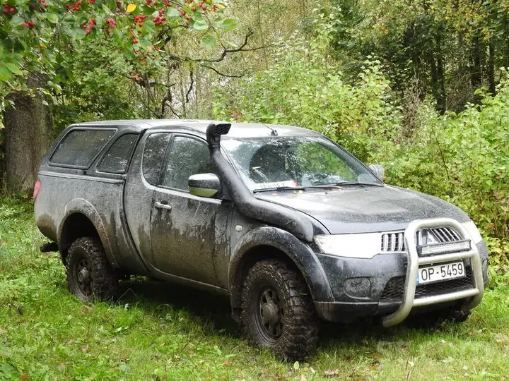 Mitsubishi L200