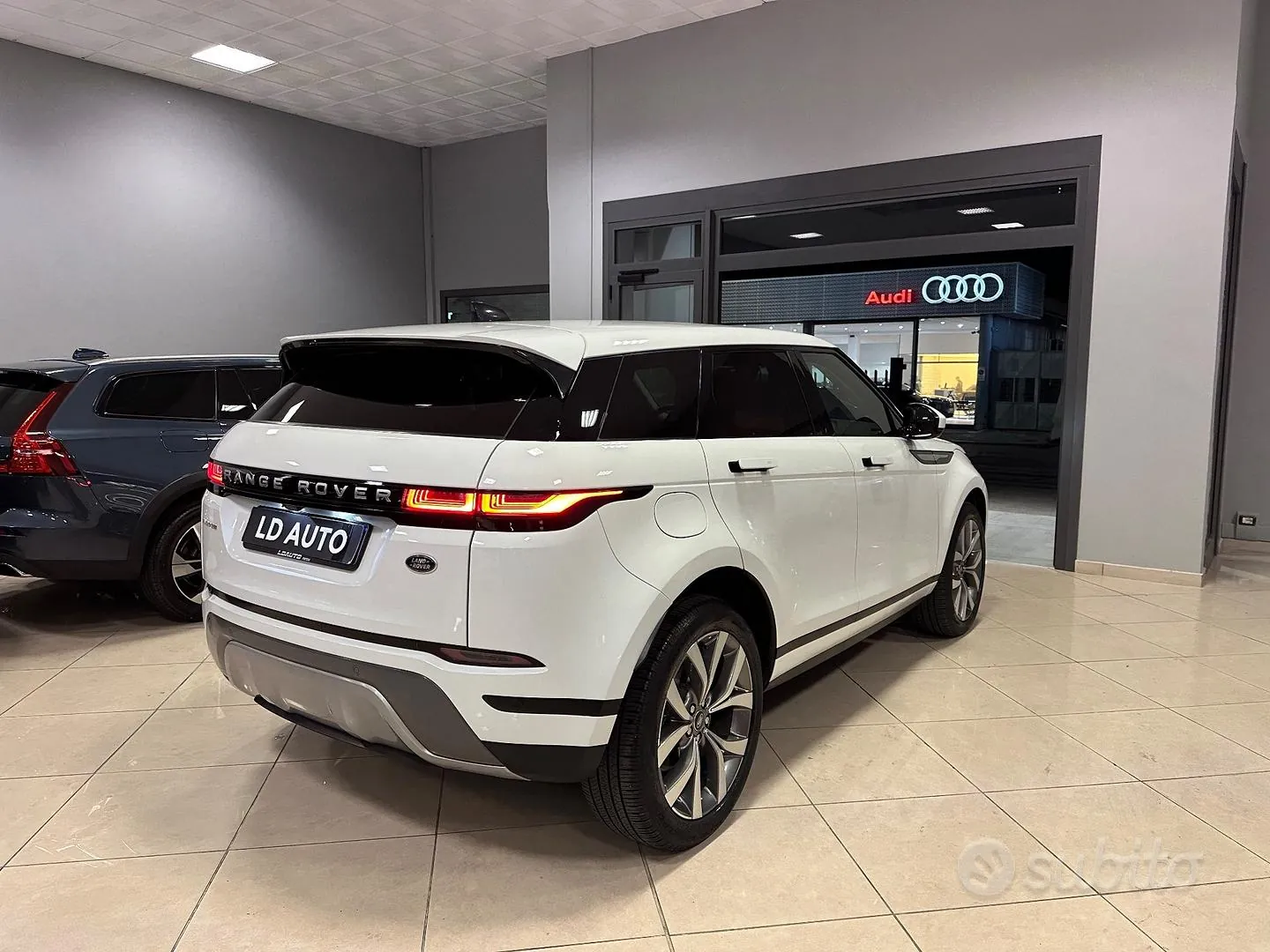 Land Rover Range Rover Evoque 2022 photo 5