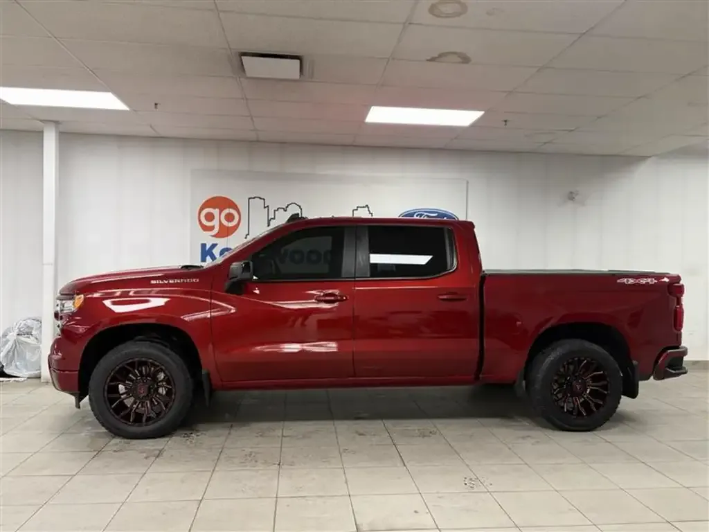 Chevrolet Silverado 1500 2024 photo 2