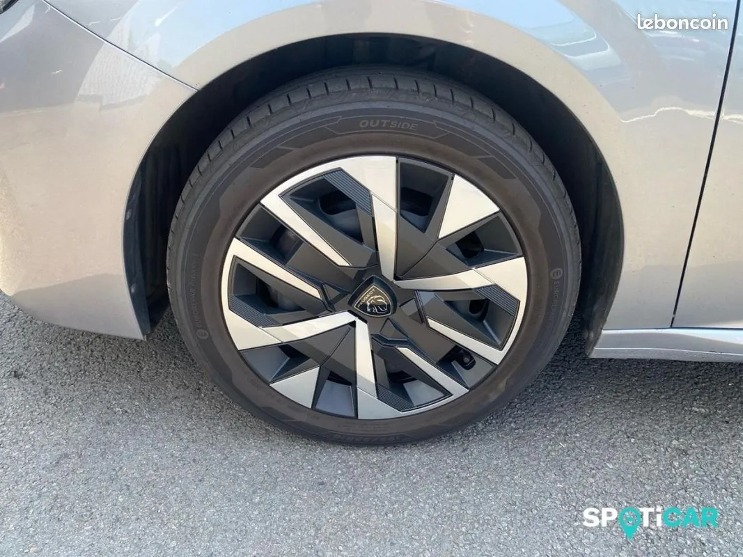 Peugeot 208 2025 photo 5