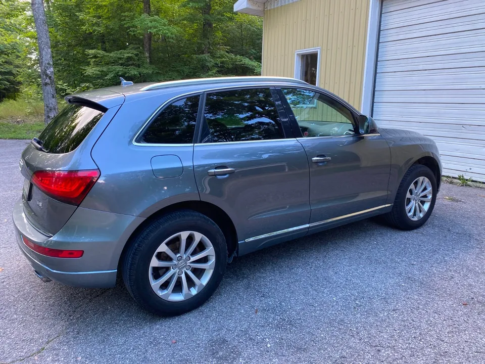 Audi Q5 2017 photo 2