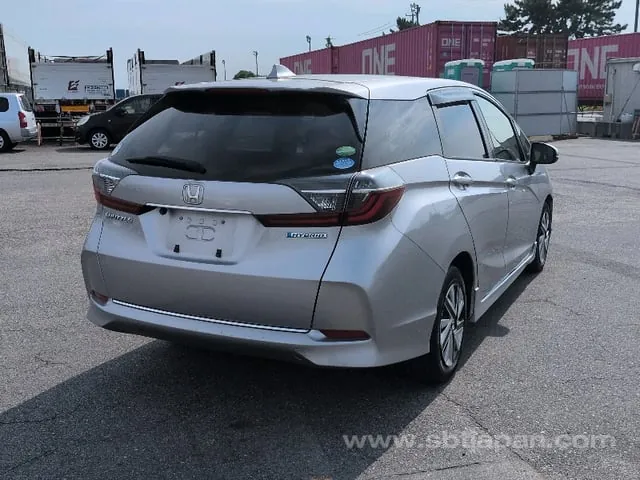 Honda Shuttle Hybrid 2021 photo 4