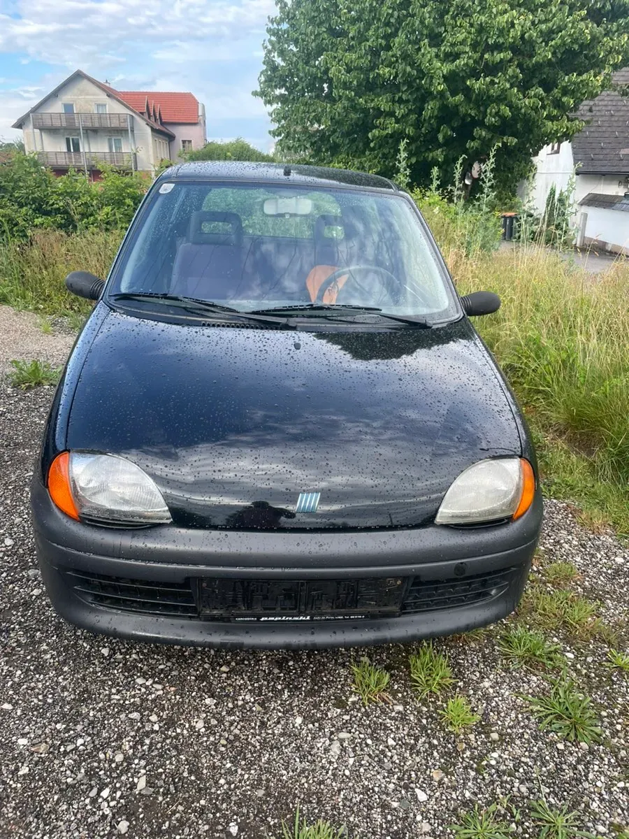 Fiat Seicento 2000 photo 2