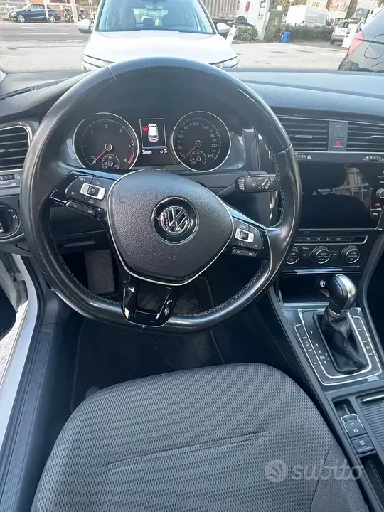 Volkswagen Golf 2017 photo 5
