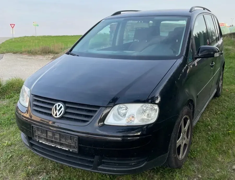 Volkswagen Touran 2005 photo 3