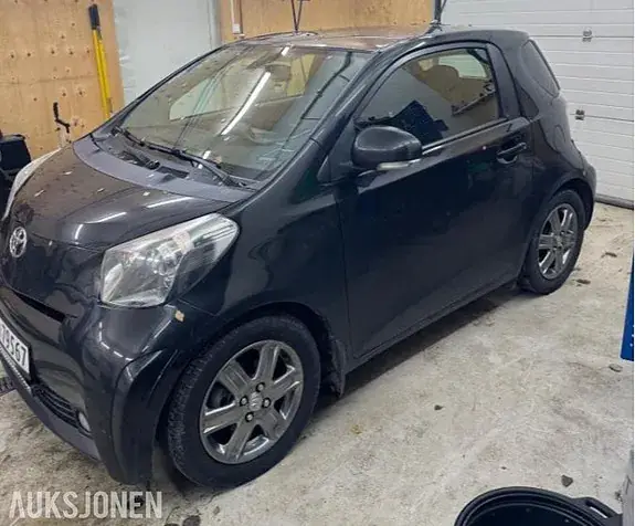 Toyota Iq 2010 photo 5