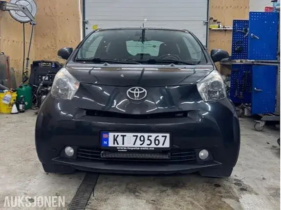 Toyota Iq 2010 photo 3