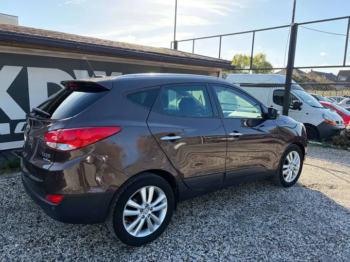 Hyundai Ix35 2012 photo 4