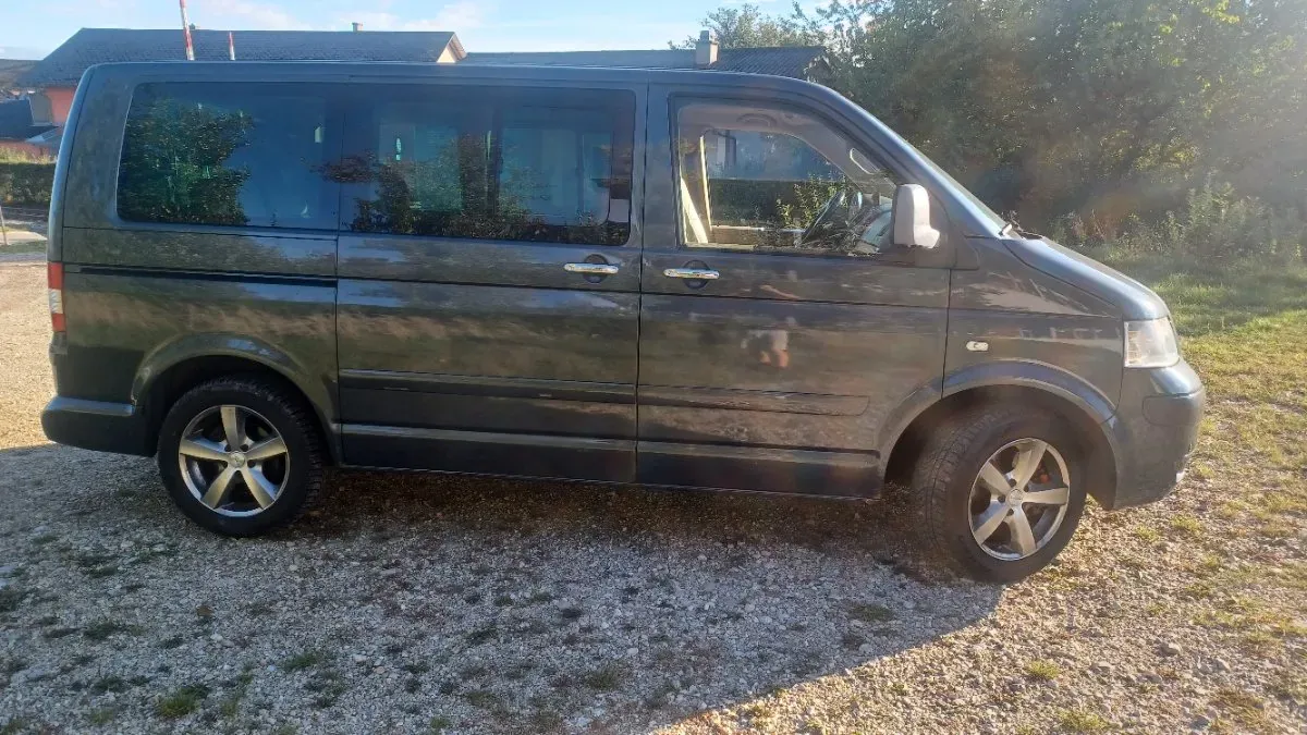Volkswagen Multivan 2005 photo 3