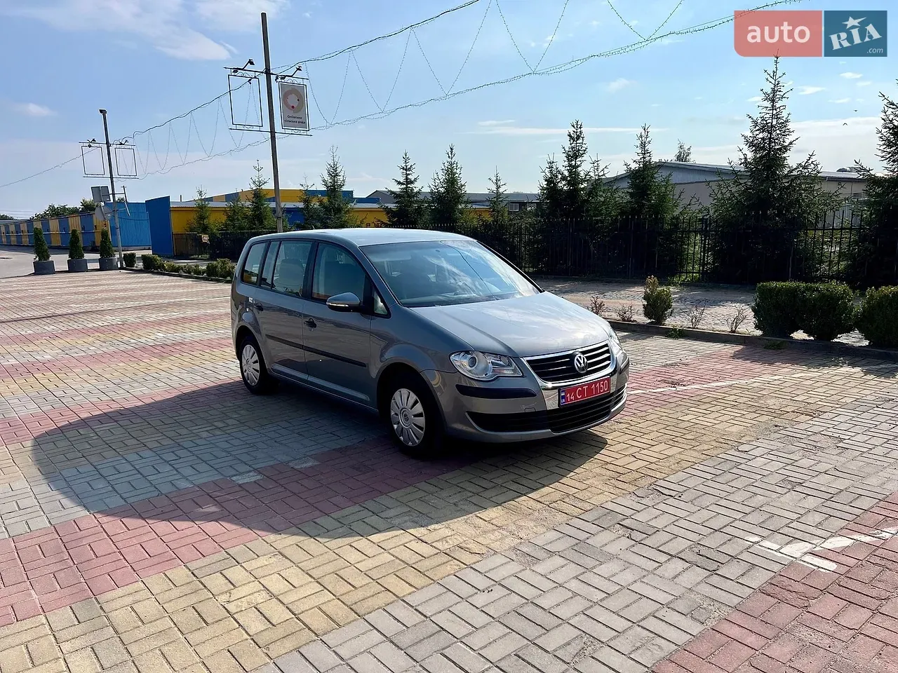 Volkswagen Touran 2009 photo 5