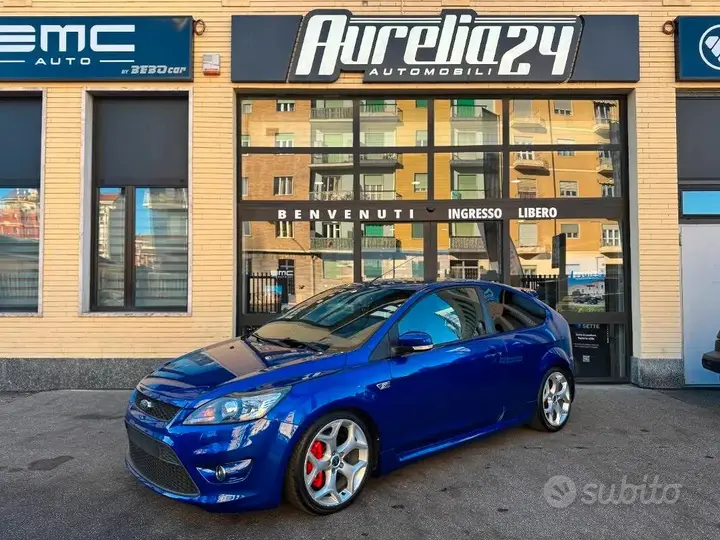 Ford Focus 2010 photo 2