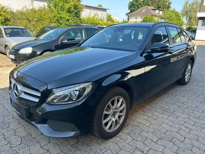 Mercedes-Benz C 220