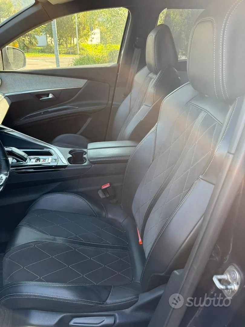 Peugeot 5008 2018 photo 5