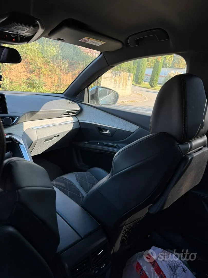 Peugeot 5008 2018 photo 4