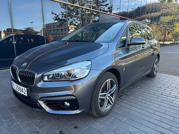 BMW 225Xe