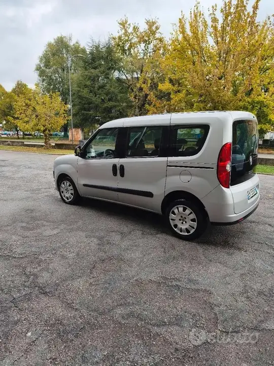 Fiat Doblò 2011 photo 4