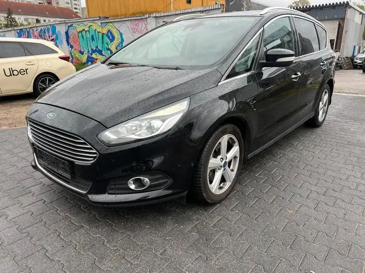 Ford S-Max
