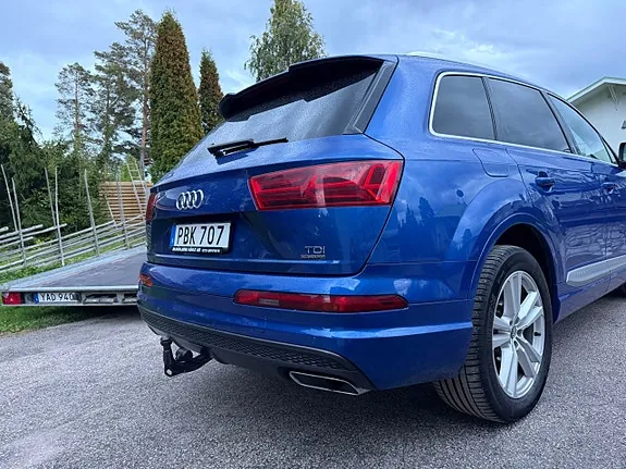 Audi Q7 2017 photo 4