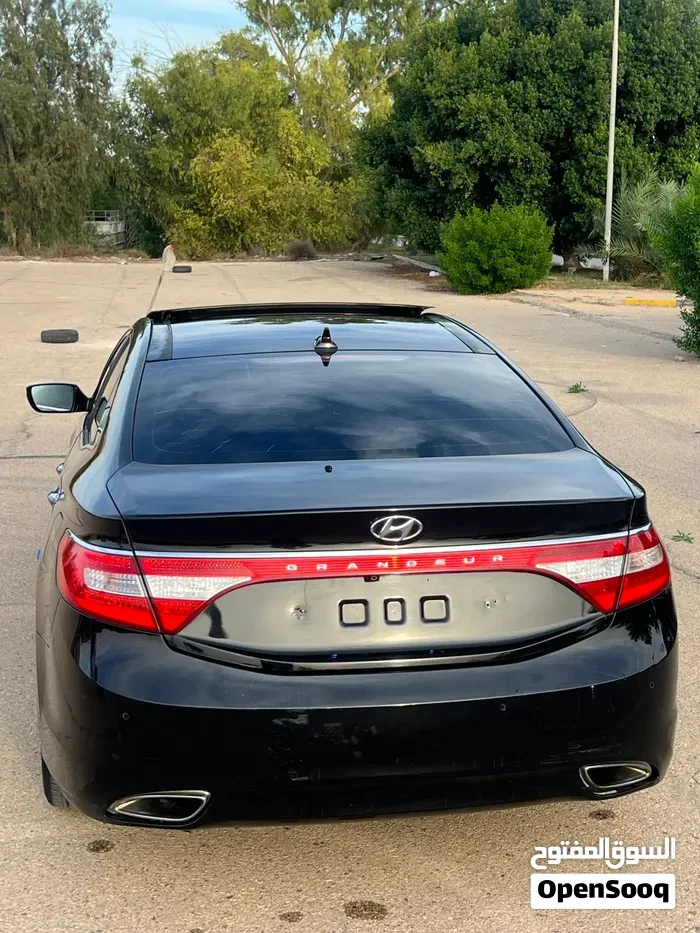 Hyundai Azera 2012 photo 2