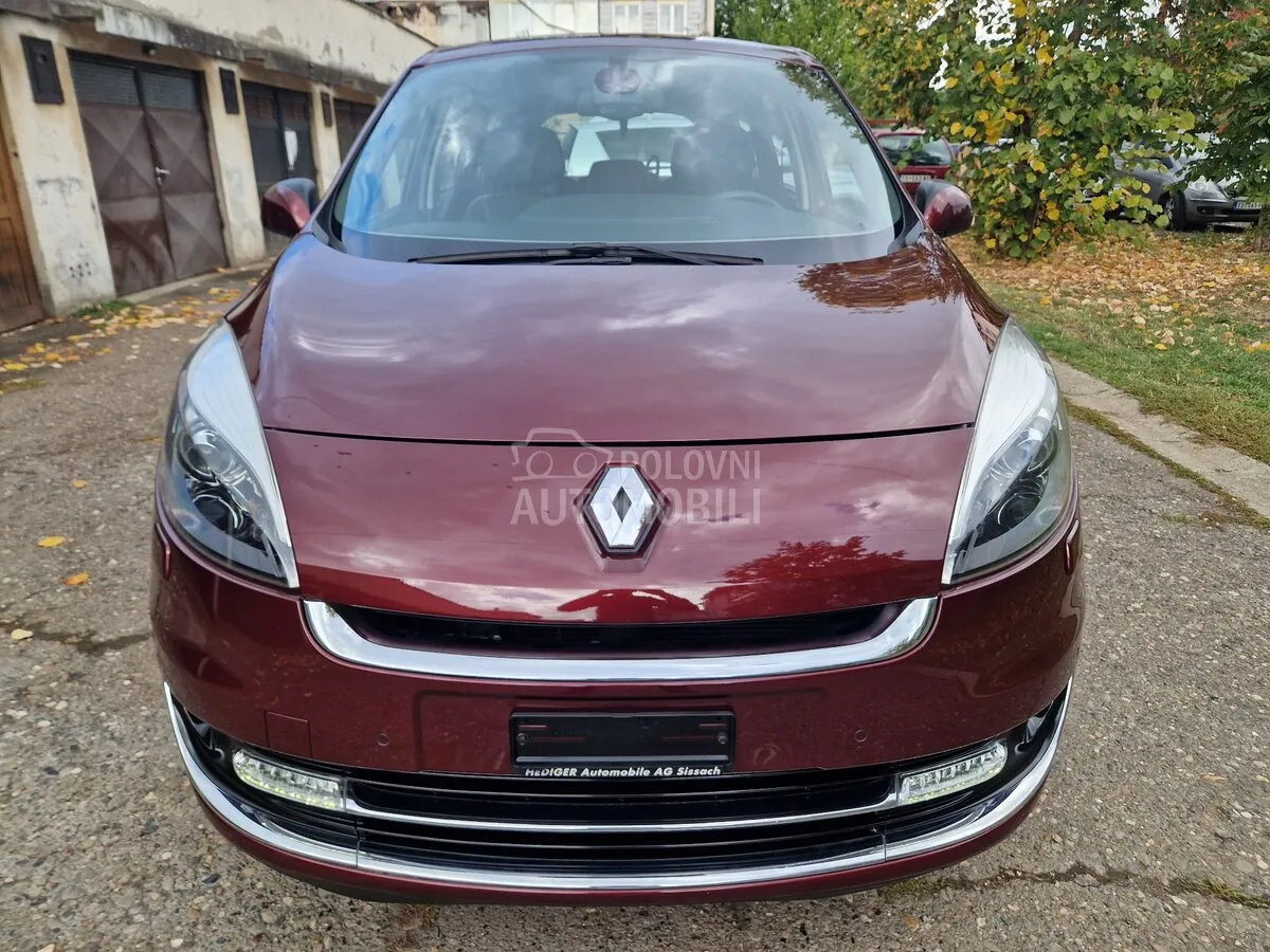 Renault Grand Scenic 2012 photo 4
