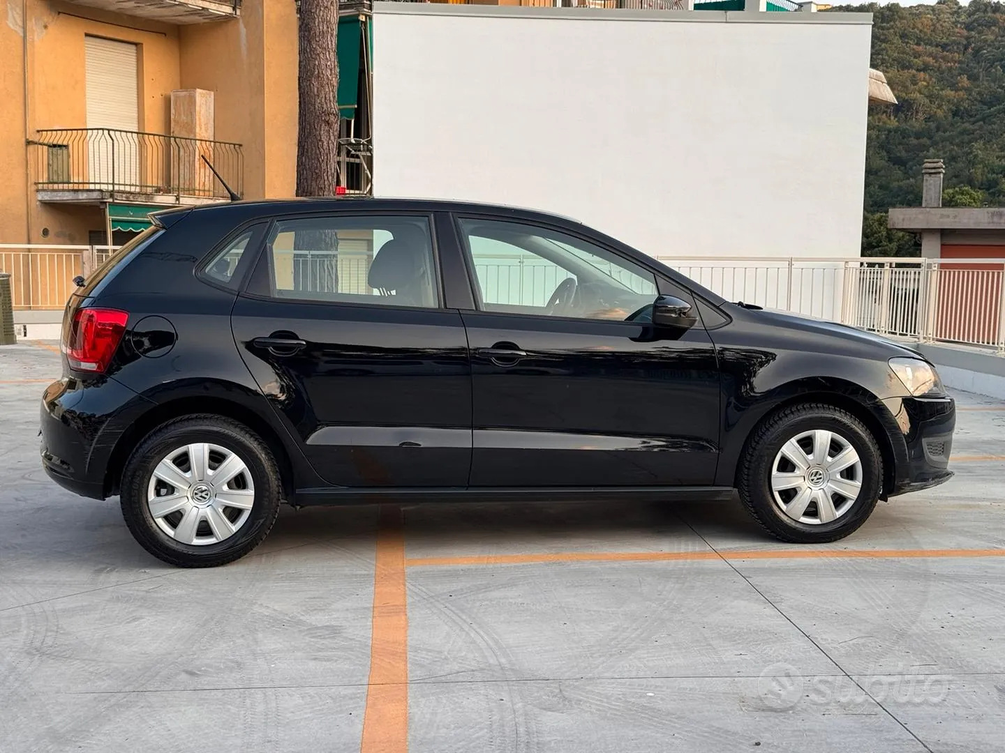 Volkswagen Polo 2014 photo 3