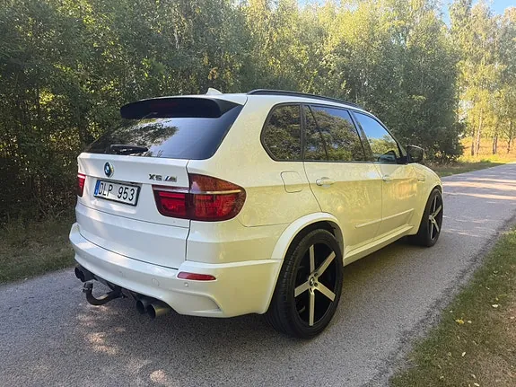 BMW X5 M 2010 photo 3