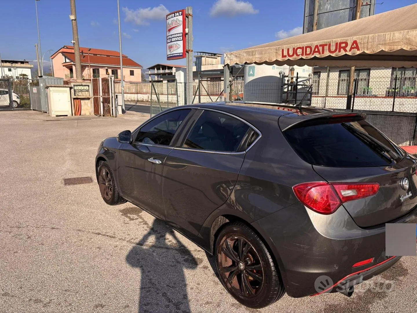 Alfa Romeo Giulietta 2011 photo 2