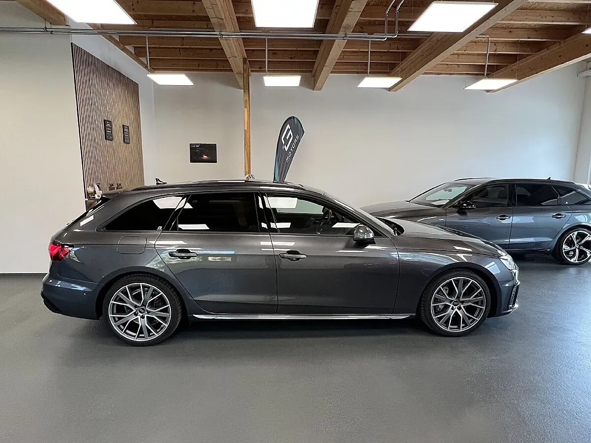 Audi A4 2023 photo 3