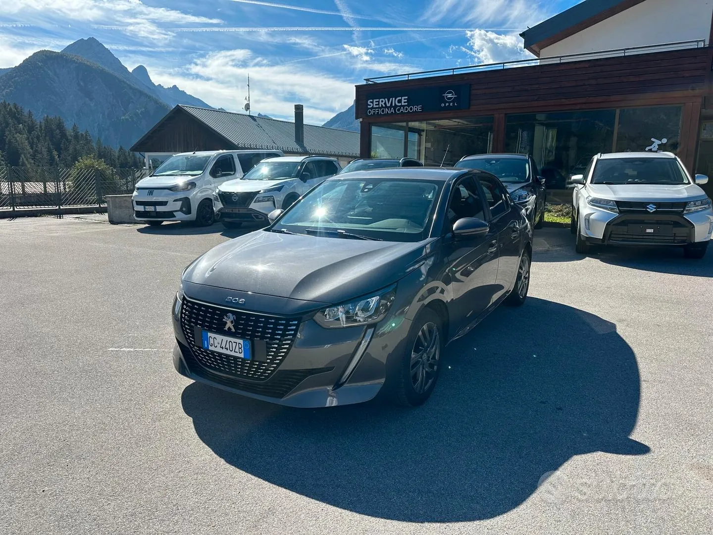 Peugeot 208