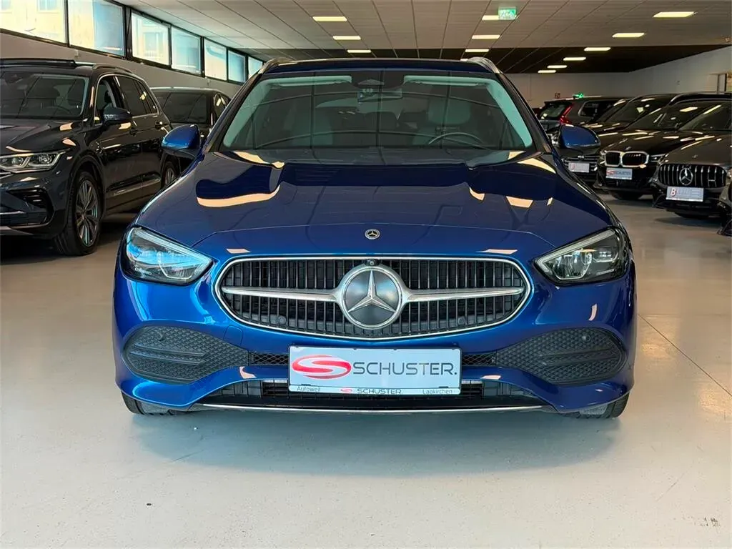 Mercedes-Benz C-Class 2023 photo 2