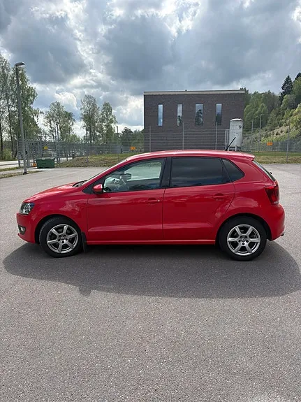 Volkswagen Polo 2011 photo 3