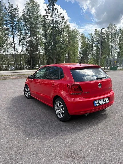 Volkswagen Polo 2011 photo 4