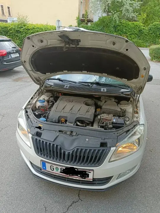 Skoda Fabia 2015 photo 3