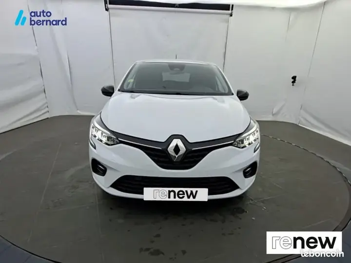 Renault Clio 2023 photo 2