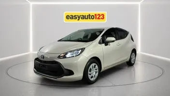 Toyota Aqua 2022 photo 4