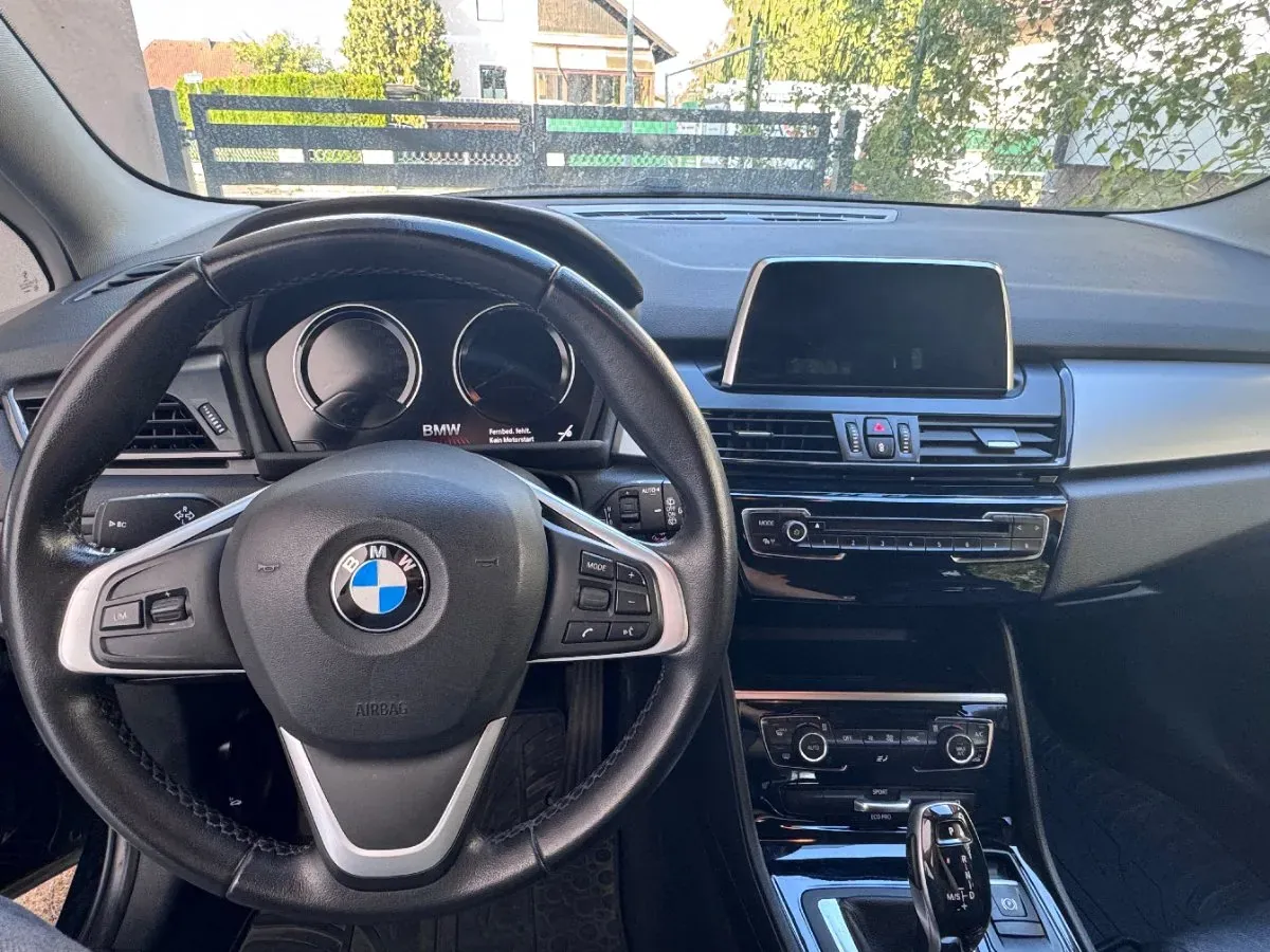 BMW 2 Series Gran Tourer 2018 photo 3