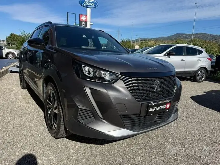 Peugeot 2008 2023 photo 2