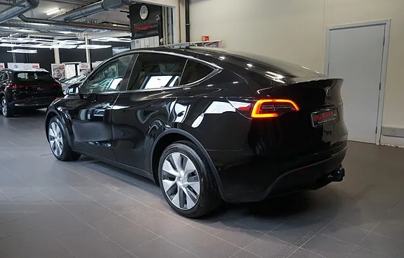 Tesla Model Y 2022 photo 5