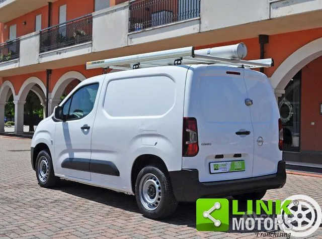 Opel Combo 2021 photo 4