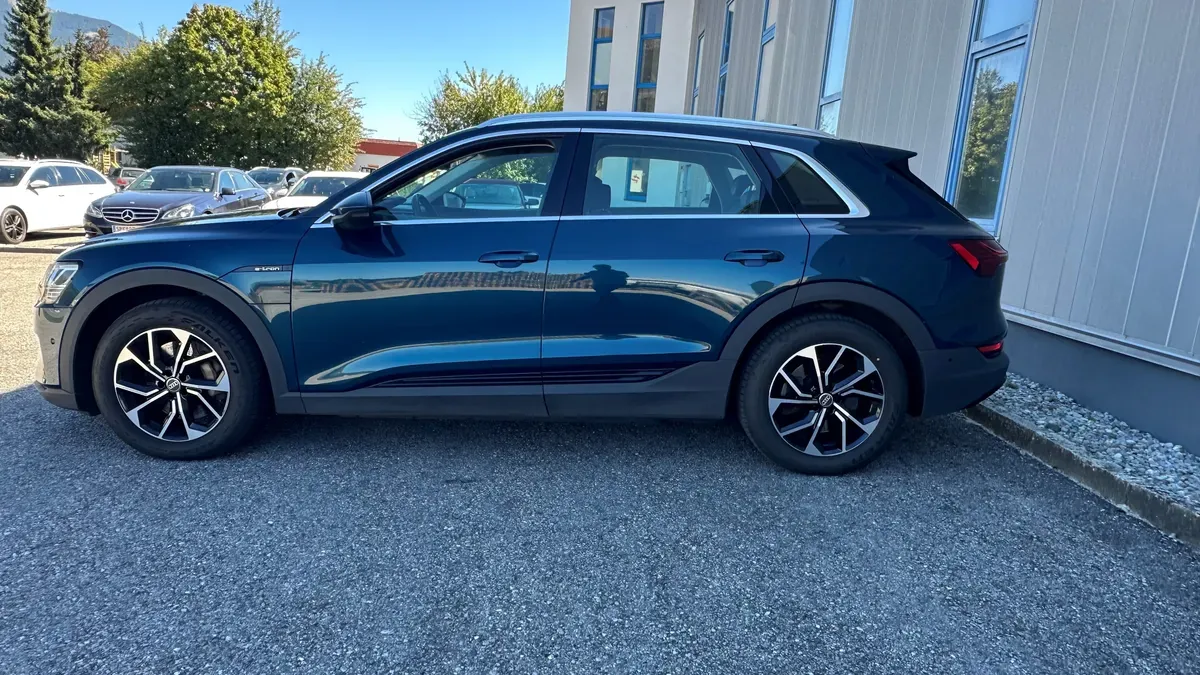 Audi E-Tron 2020 photo 2