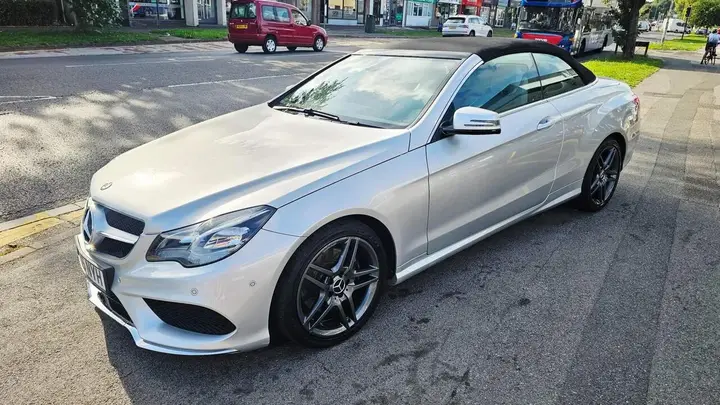 Mercedes-Benz E-Class 2015 photo 2