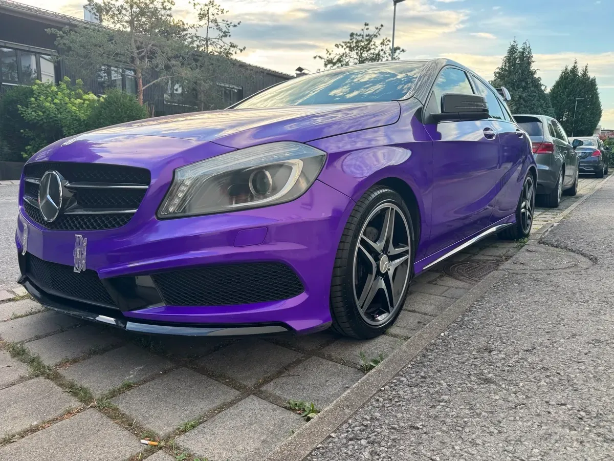 Mercedes-Benz A-Class 2012 photo 2