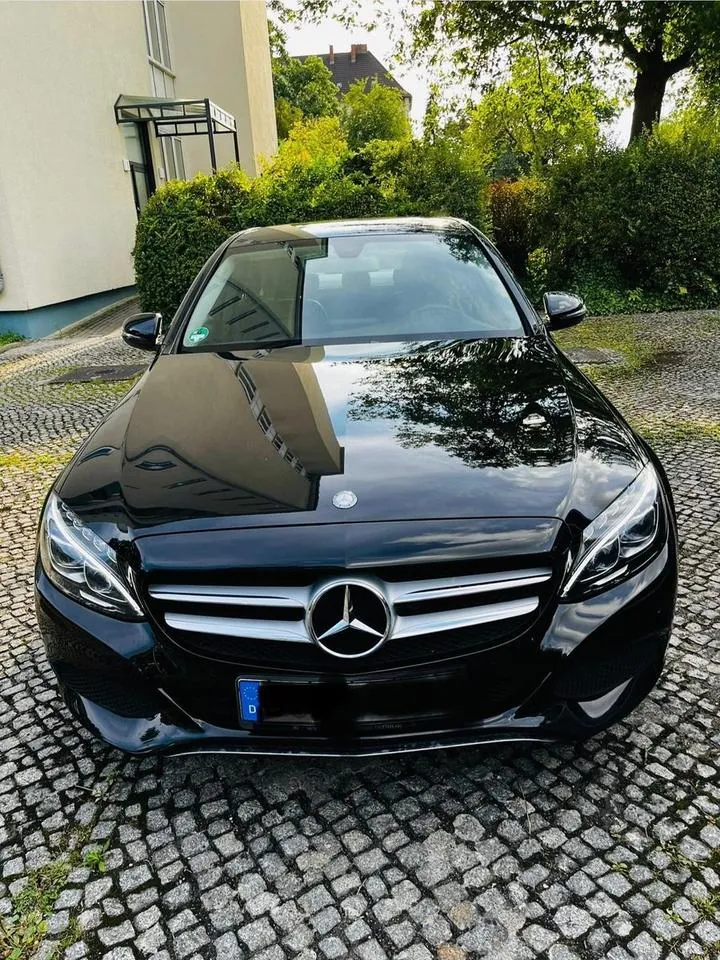 Mercedes-Benz C 220 D